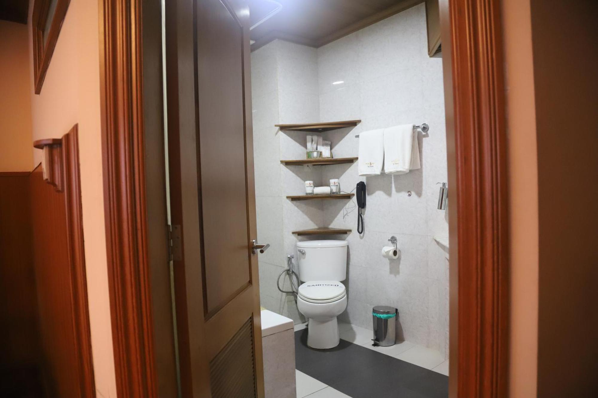 Hotel Sidney Yangon Exterior photo