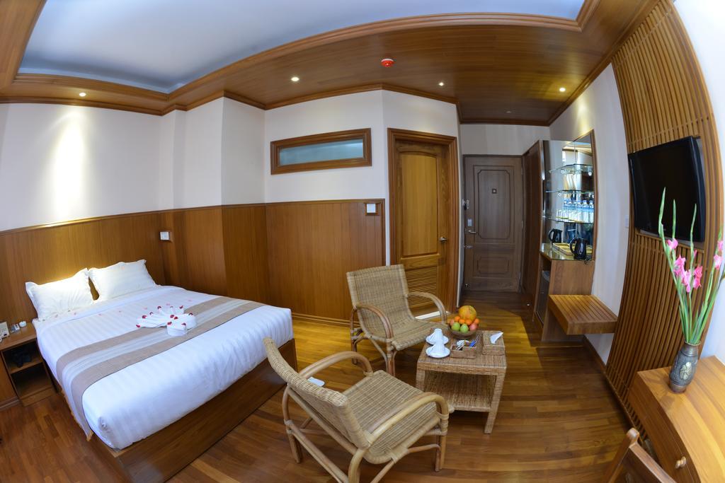 Hotel Sidney Yangon Exterior photo