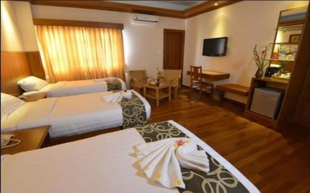 Hotel Sidney Yangon Exterior photo
